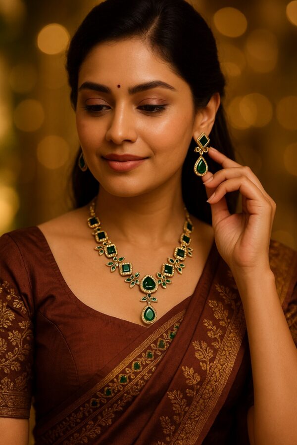 Royal Green Stone Necklace Set